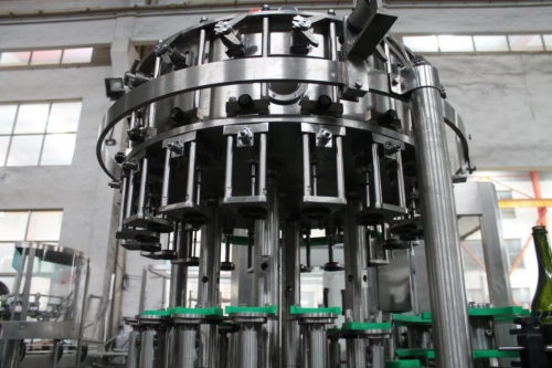 Máy chiết rót vang sủi